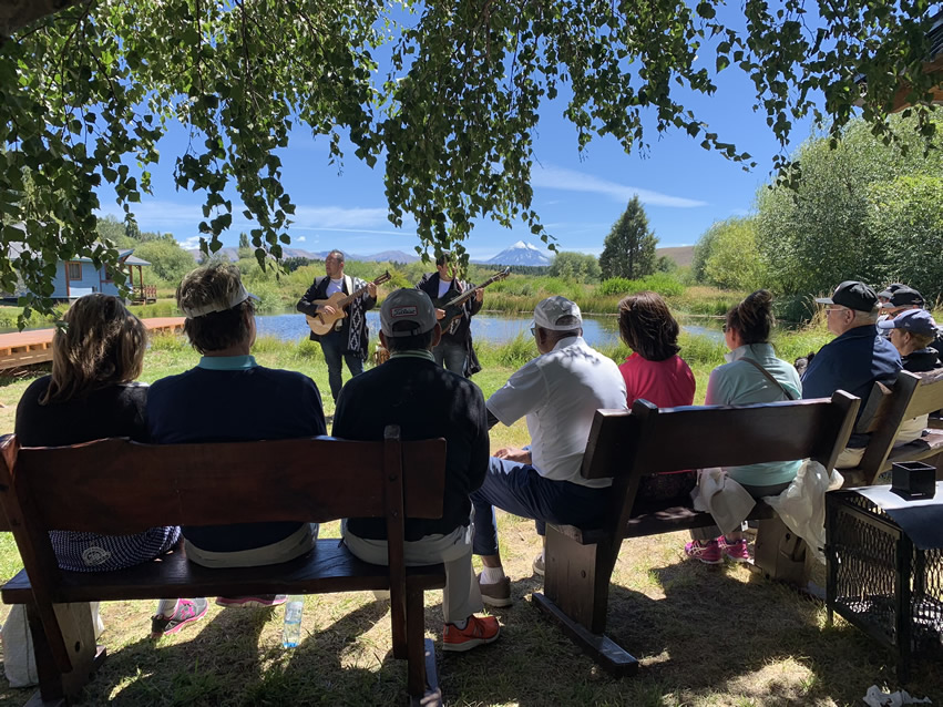 <h2>The Best of Argentina Escorted 2019 Feb 18</h2>11 Nights in Patagonia & Buenos Aires | 6 Rounds | February 18 – March 1